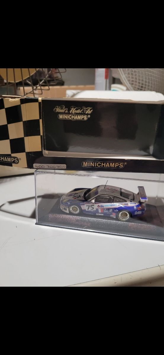 Minichamps 1:18 BAR 01 1999 – F1 Essai Jacques Villeneuve, édition Limitée NEUF