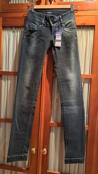 Pantalón T.36.Push up.Nuevo estrenar