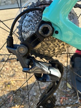 Bianchi Aria eRoad Ultegra