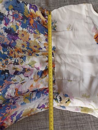 Vestido corto de verano de Zara