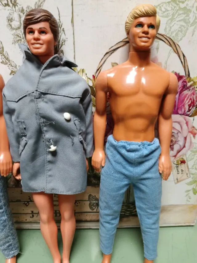 KEN NOVIO DE BARBIE A 8 EUROS CADA UNO