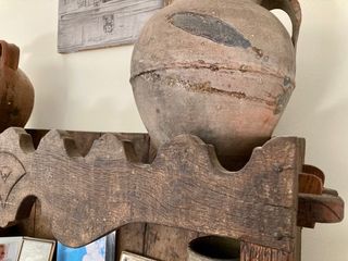 2 Alacenas antiguas de madera, Leioa, Bizkaia.