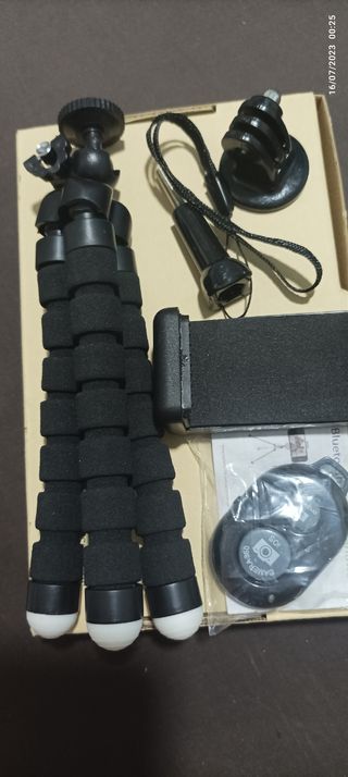 Trípode Bluetooth para móviles. A estrenar