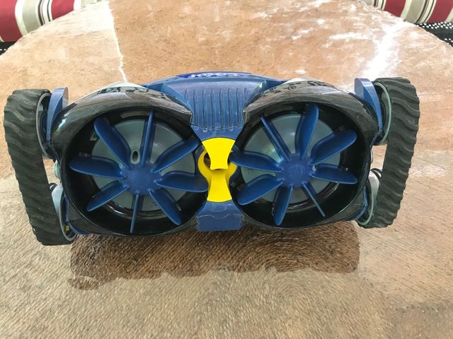 Limpia fondo piscina 