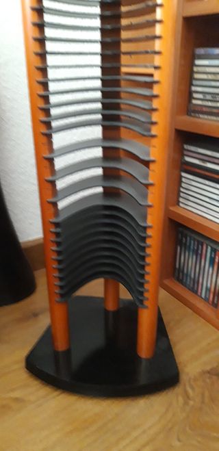 Torre porta CDs