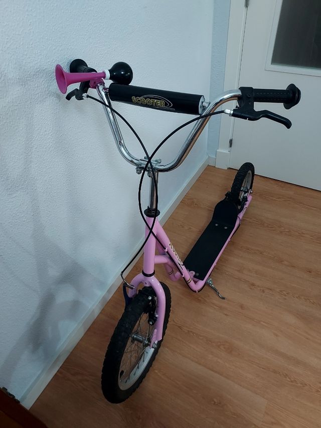 Patinete ruedas neumáticas grandes