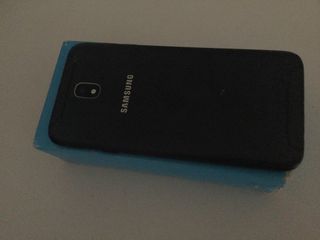 Samsung Galaxy J7