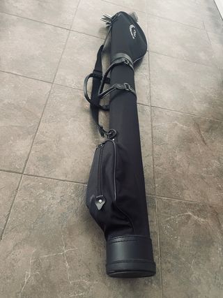 11 palos de golf Couga con funda boomerang.