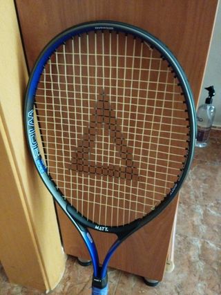 RAQUETA de TENIS