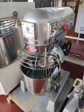 AMASADORA PLANETARIA 10 LITROS 