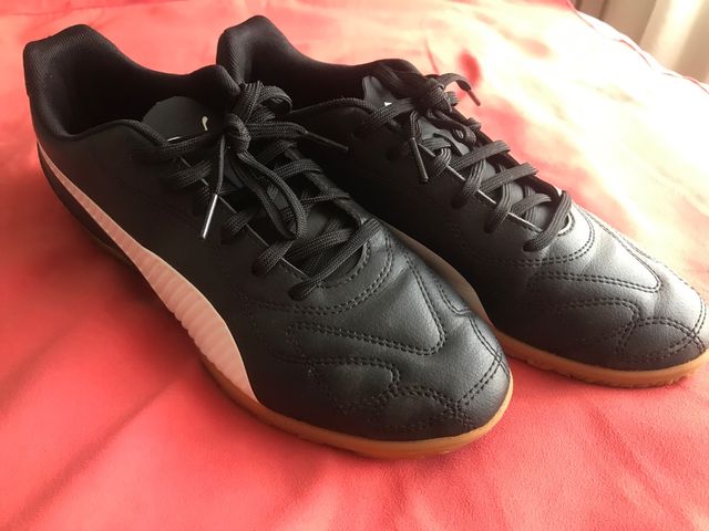 ZAPATILLAS FÚTBOL PUMA Nº39-40