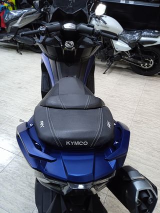 KYMCO AK 550