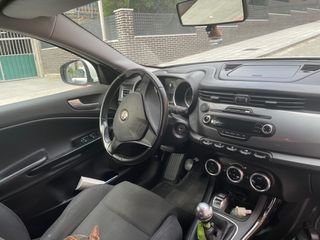 Alfa Romeo Giulietta 2013