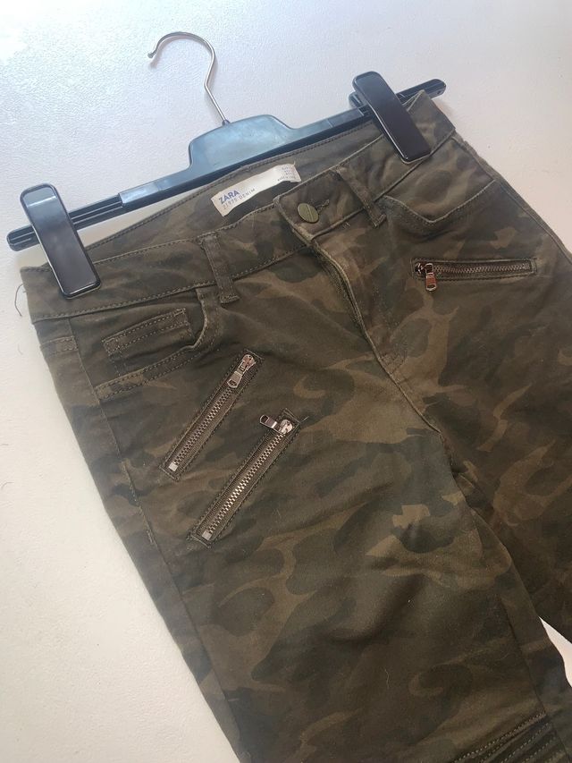 Pantalón militar