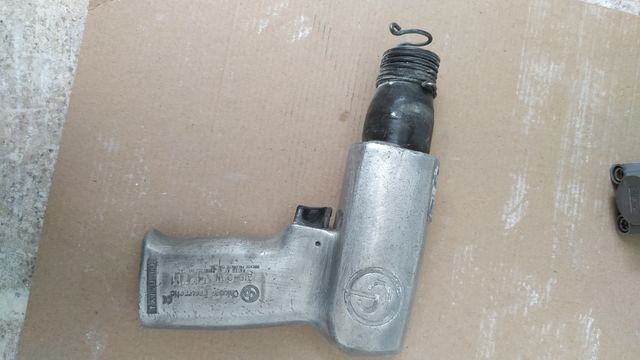 Pistola de impacto neumática