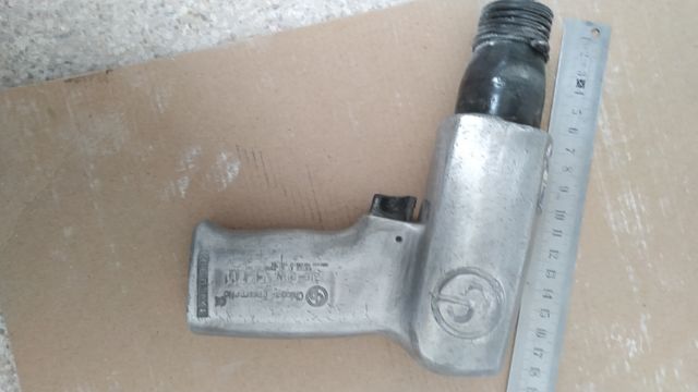 Pistola de impacto neumática