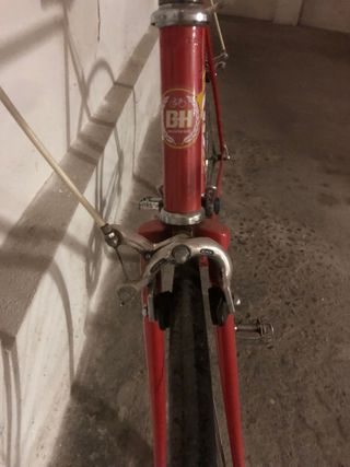 Bicicleta de carretera BH clásica