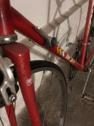 Bicicleta de carretera BH clásica