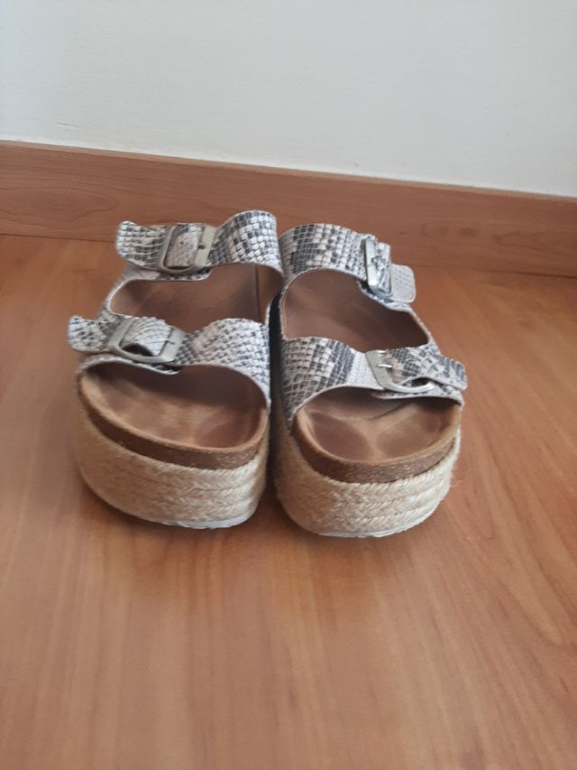 sandalias plataforma cocodrilo