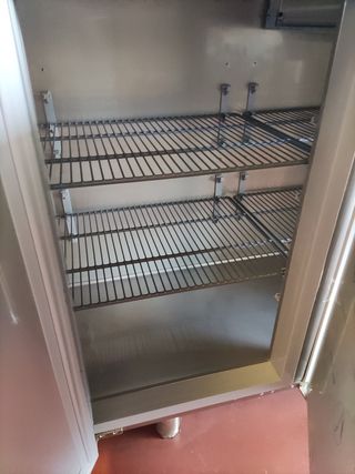 FRENTE MOSTRADOR 4 PUERTAS HOSTELERÍA