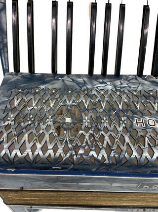 ACORDEON HOHNER VERDI III