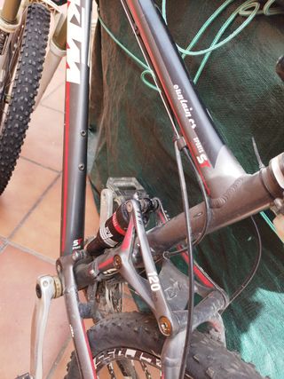 bicicleta KTM doble amortiguacion
