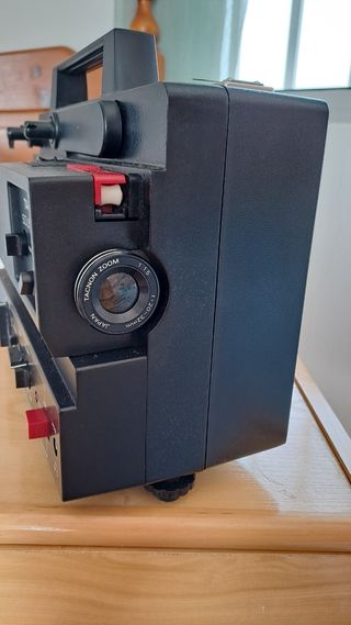 Proyector marca tacno