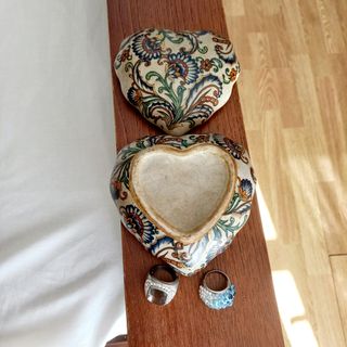 Guarda jóias em coração Vintage