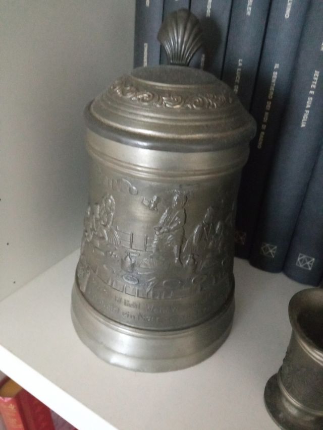 set di bicchieri con caraffa