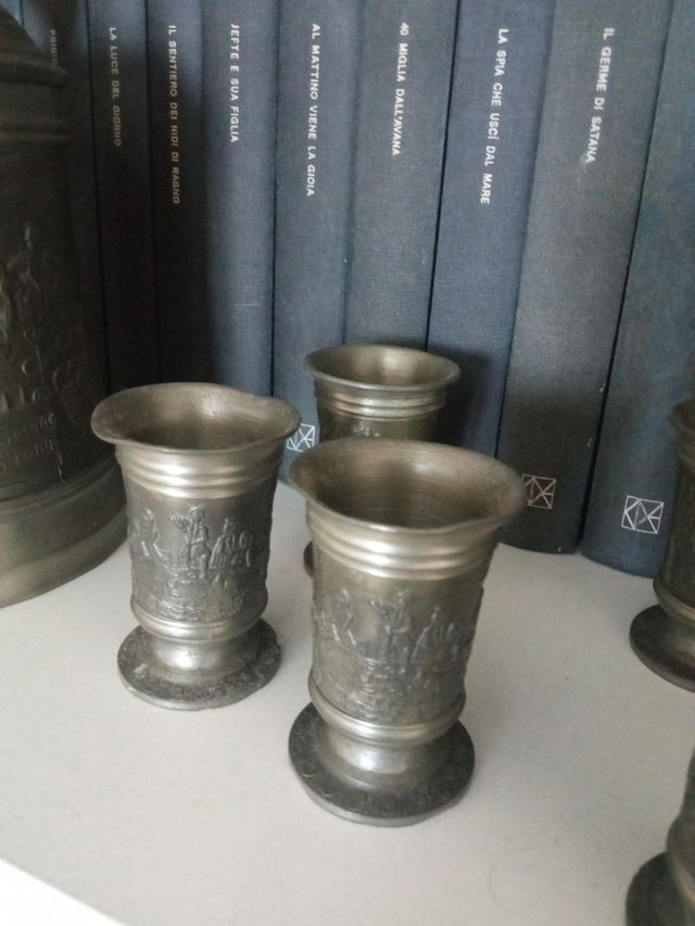 set di bicchieri con caraffa