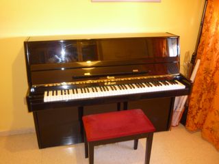 Se vende piano