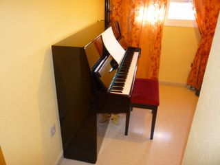Se vende piano