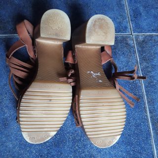 Sandalias de tacón cuadrado Porronet