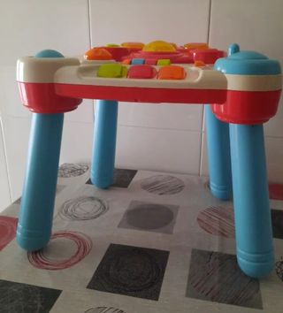 Piano actividades infantiles musicales (con patas)