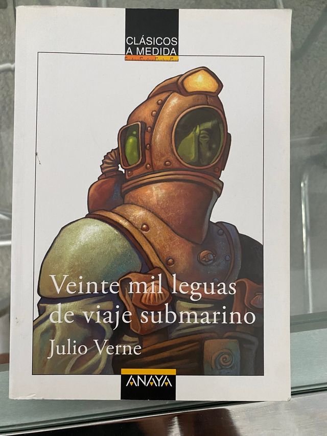 20000 leguas de viaje submarino . Julio Verne