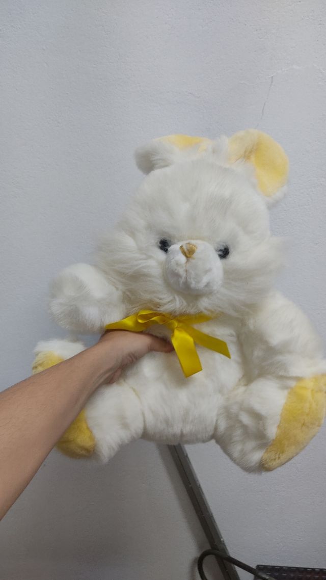 Peluche conejo blanco