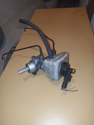 Bomba de freno Dacia Logan