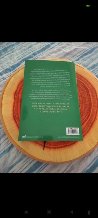Los tres nombres del lobo