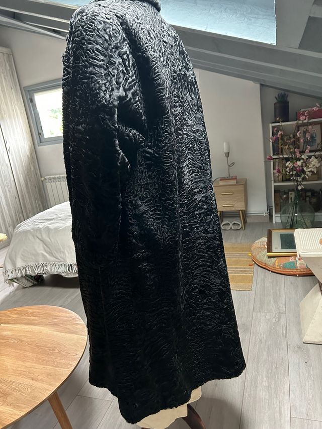Abrigo de astracan. Pieza de colección.