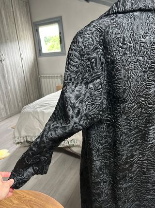 Abrigo de astracan. Pieza de colección.