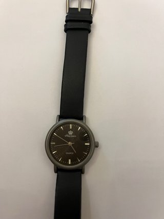 Reloj Stainless Steel Quartz negro cristal perfect