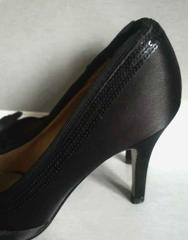 Zapatos negros de fiesta