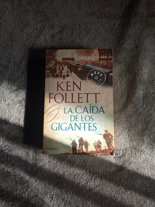 La Caída De Los Gigantes,Ken Follet