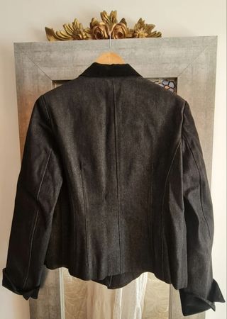 Chaqueta vaquera negra t/42  Pedro del Hierro bord