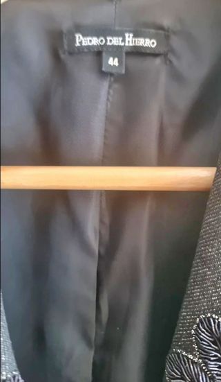 Chaqueta vaquera negra t/42  Pedro del Hierro bord