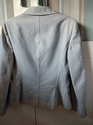 Americana talla38. Marca fórmula Joven