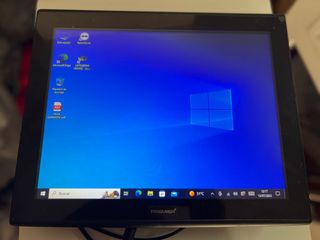 Mini PC + Pantalla táctil