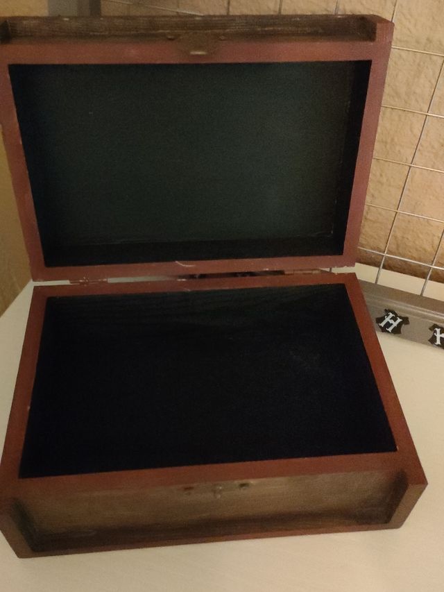 Caja y cuelga fotos Harry Potter