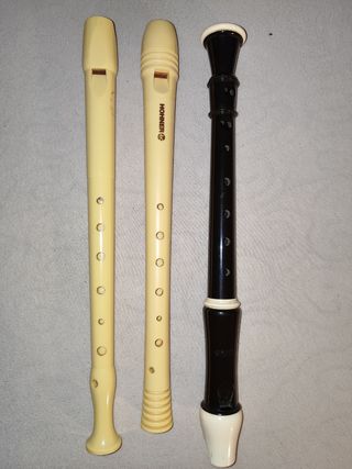 2 flautas HOHNER y 1 ALOS