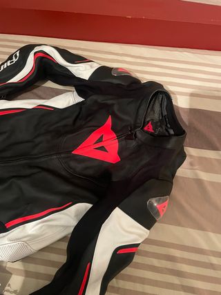 MONO MOTO DAINESE ASSEN A ESTRENAR T-56